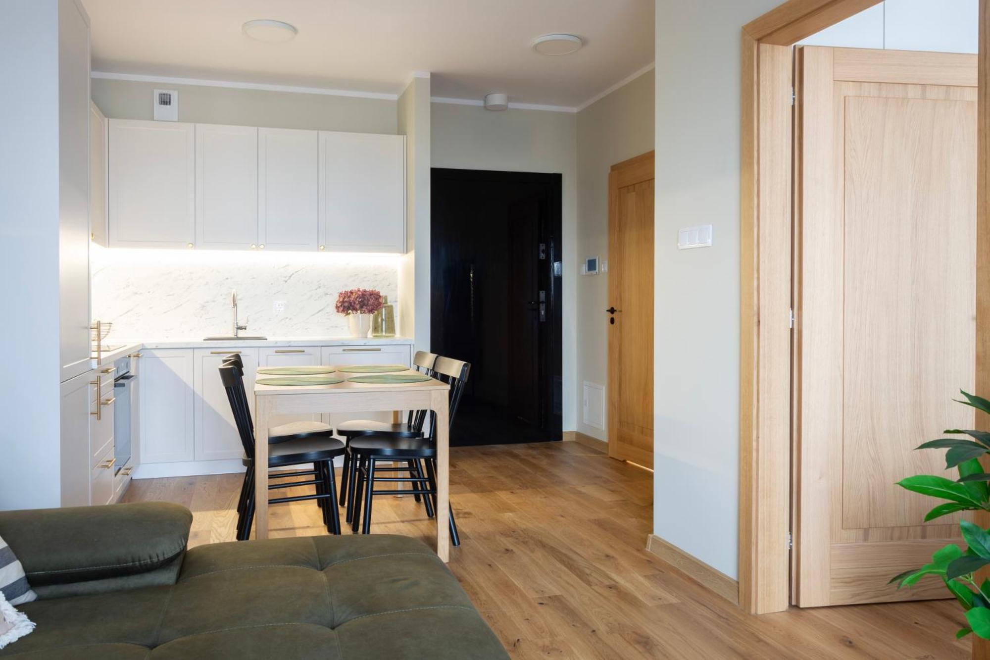 Apartament 018 Tuz Przy Plazy Z Tarasem I Parkingiem Perlowa Przystan Сяноженти Екстер'єр фото