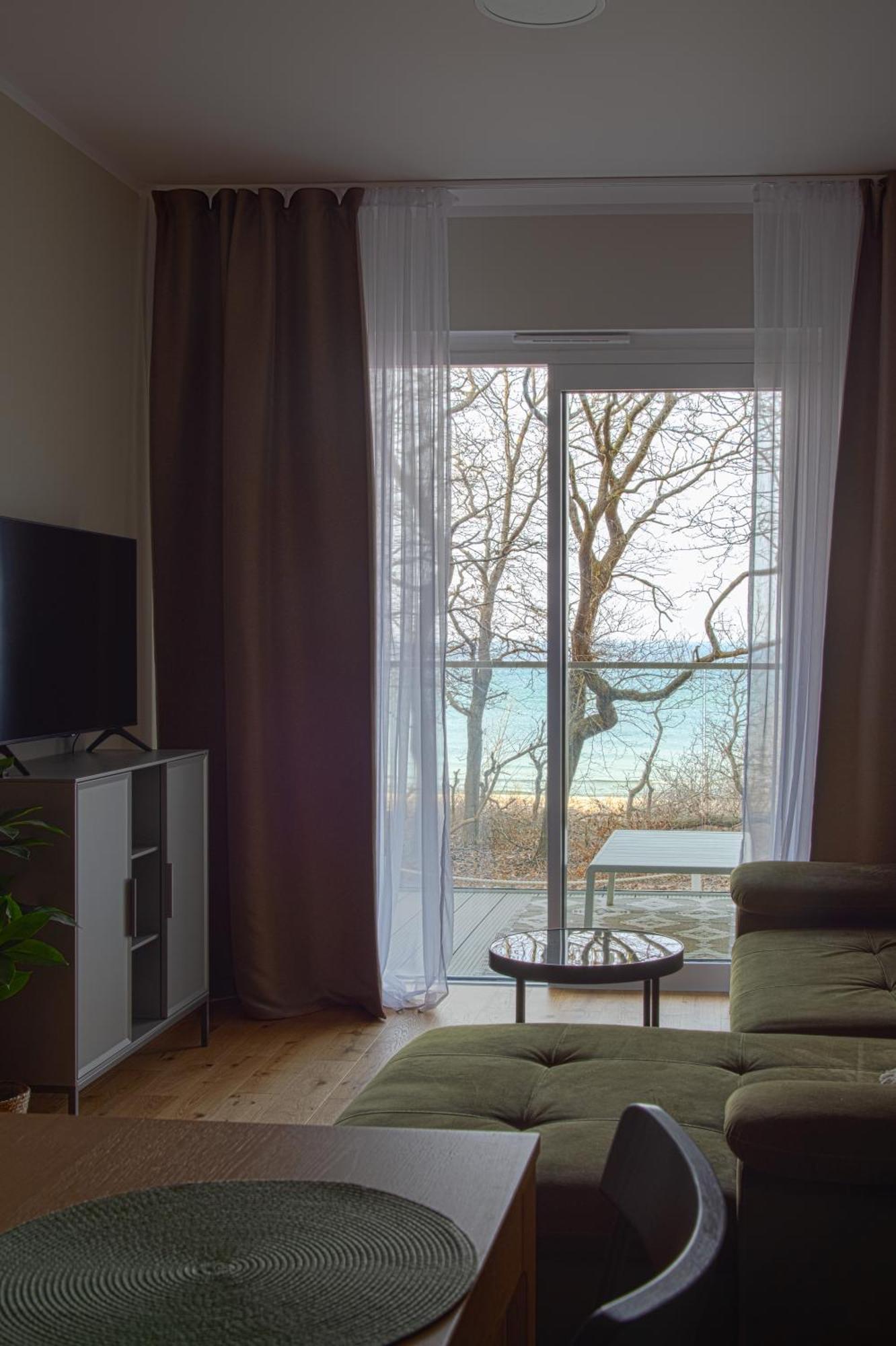 Apartament 018 Tuz Przy Plazy Z Tarasem I Parkingiem Perlowa Przystan Сяноженти Екстер'єр фото